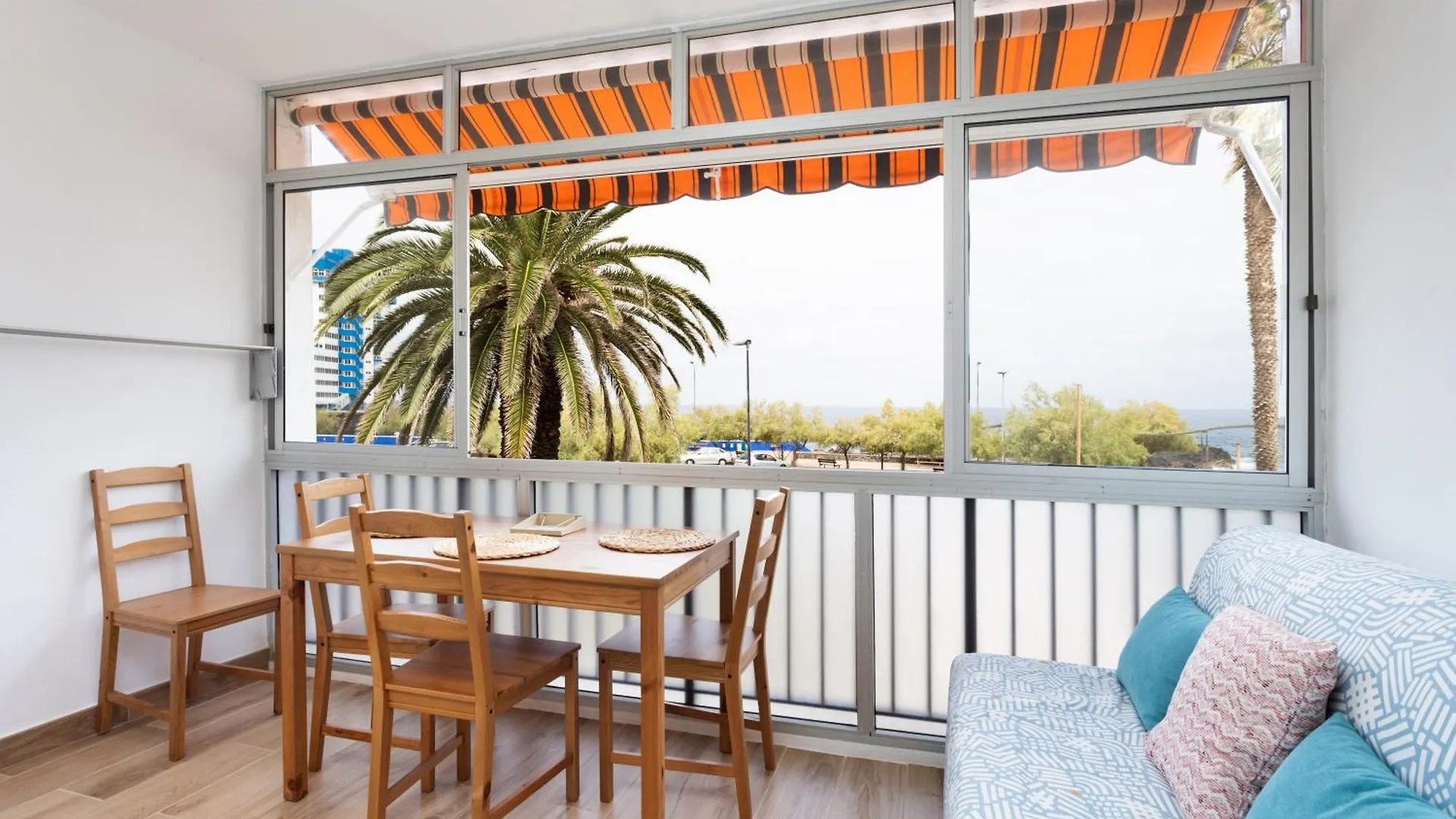 Apartamento Brisa Marina تاكورونتي 0*,  إسبانيا